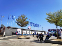 Ewako! Pesta Rakyat Hadir di Pantai Losari Makassar