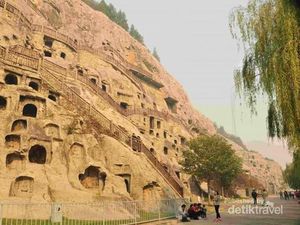 Ini Longmen, Petra dari China