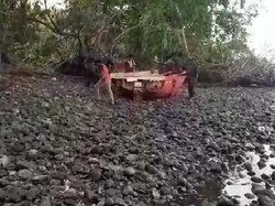 Tim SAR Temukan Sekoci Kapal MV Nur Allya yang Hilang