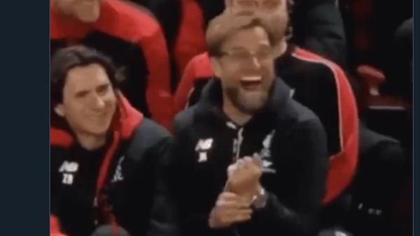 Ragam Meme Fans MU Kecewa, Ditertawai Fans Lain Pula