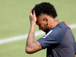 PSG dan Barcelona Belum Deal Harga Neymar