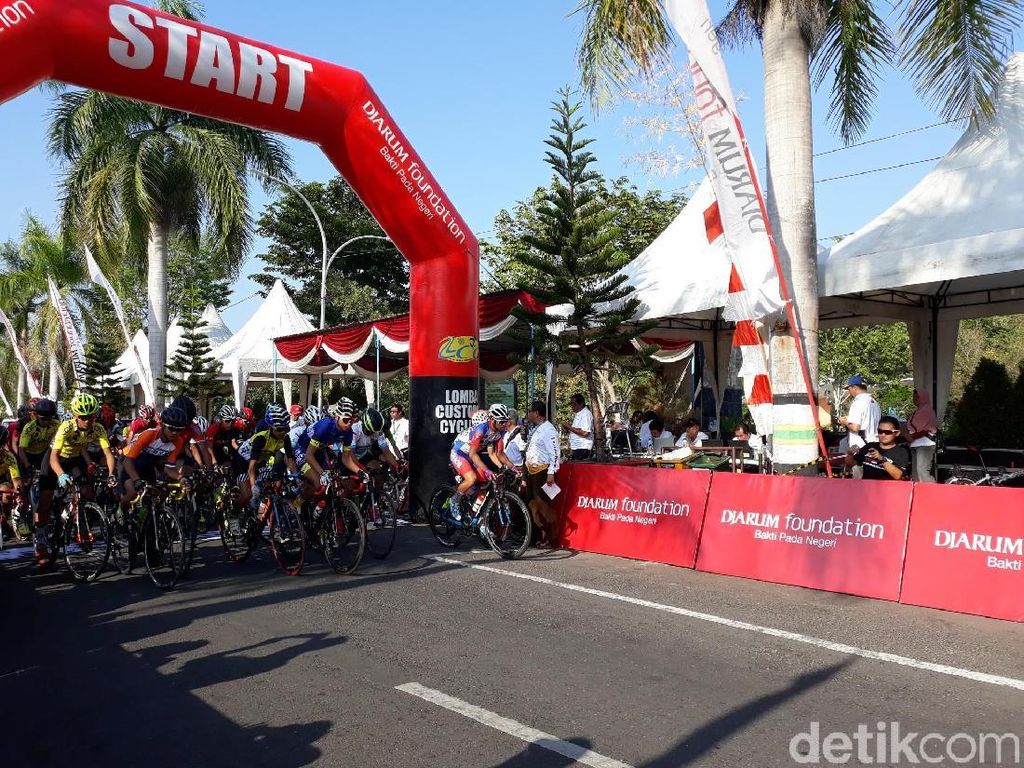 Hari Kedua CCI Series Bupati Cup Gunungkidul Pertandingkan Kategori Criterium Hari Kedua CCI Series Bupati Cup Gunungkidul Pertandingkan Kategori Criterium