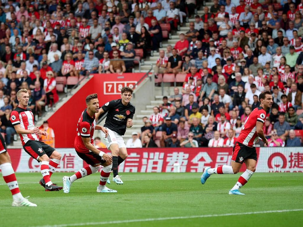 Babak I Southampton Vs MU: Setan Merah Unggul Berkat Gol Daniel James Babak I Southampton Vs MU: Setan Merah Unggul Berkat Gol Daniel James