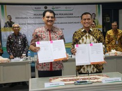 Kemenhub dan Petrokimia Gresik Perpanjang Kerja Sama Operasi Pelabuhan