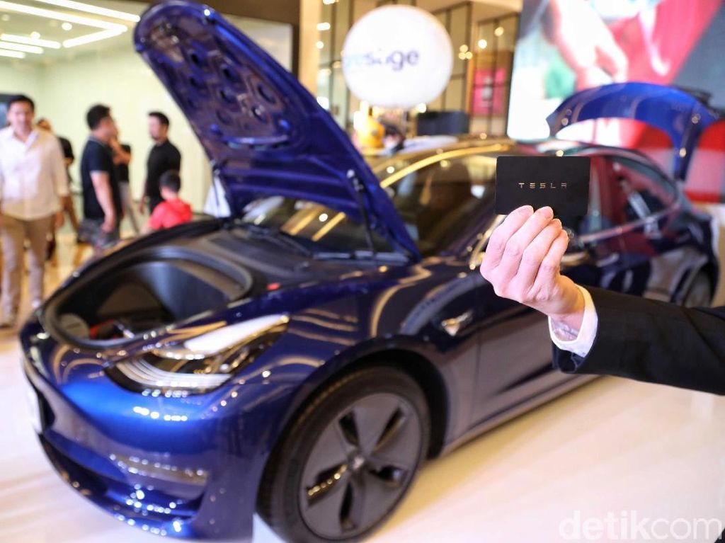 Singgung Mobil Listrik Bersuara, Crazy Rich Priok: Itu Menteri Nggak Ngerti Singgung Mobil Listrik Bersuara, Crazy Rich Priok: Itu Menteri Nggak Ngerti