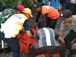 Pria Tewas Terserempet Kereta di Pasar Minggu
