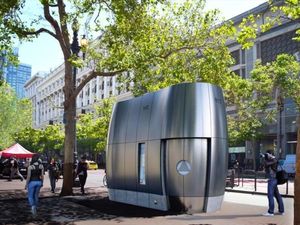 Keren! Toilet Ini Didesain Manfaatkan Air Hujan Lho