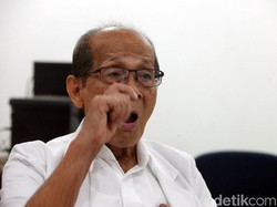 Usia Sudah 84, Mangku Sitepoe si Dokter 10 Ribu Masih Rajin Olahraga