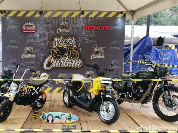 Motor Modifikasi Keluarga Jokowi Dalam Satu Atap