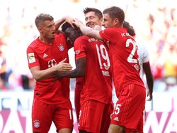 Tambahan tiga angka membuat Bayern kini mengumpulkan tujuh angka. Mereka bertengker di urutan kedua tertinggal dua angka dari Red Bull Liepzig di puncak klasemen. Sementara Mainz terpuruk di dasar klasemen. Mereka belum meraih poin hingga pekan ketiga.