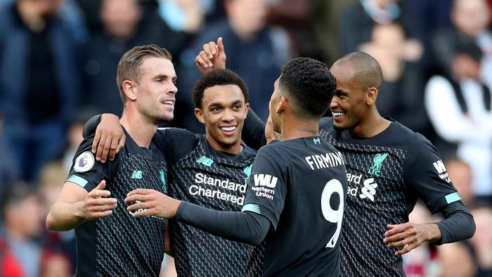 JUDI ONLINE Liverpool menang 3-0 atas Burnley dan kukuh di puncak klasemen Premier League (Carl Recine/Reuters)