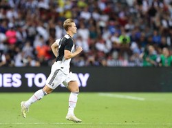 Debut Tak Meyakinkan De Ligt