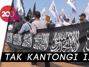 Pawai 1 Muharram HTI di Pangkalpinang Dibubarkan Polisi Pawai 1 Muharram HTI di Pangkalpinang Dibubarkan Polisi