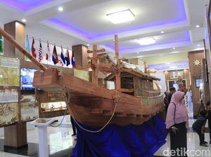 Mugaba Banuraja, Kapal Museum di Tengah Pedesaan