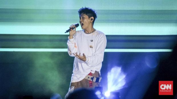 Terbuai Manisnya Penampilan Crush di Asian Sound Syndicate
