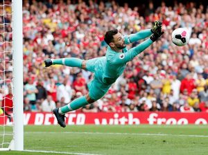 Lacazette: Tottenham, Berterimakasihlah kepada Lloris