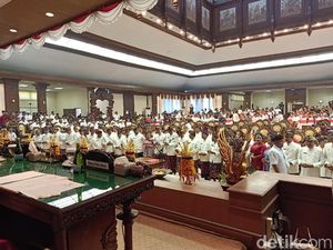 55 Anggota DPRD Bali 2019-2024 Dilantik