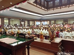 55 Anggota DPRD Bali 2019-2024 Dilantik
