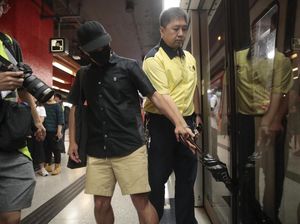Saat Demonstran Hong Kong Ganggu Layanan Kereta Bawah Tanah