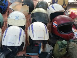Helm Jadul Hadiah Beli Motor Makin Diburu