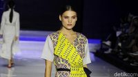 Foto: 10 Baju Motif Batik, Koleksi Terbaru Major Minor di JFFF 2019