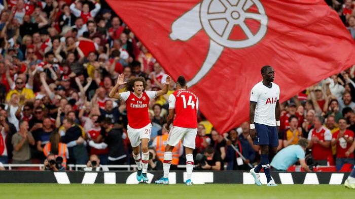 Arsenal vs Tottenham Hotspur sama kuat 2-2. (Foto: Matthew Childs/Reuters)