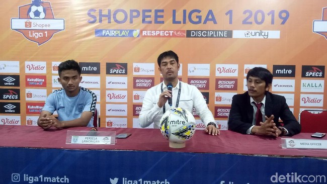 Persela Kalah Lawan PSM, Nilmaizar Kritik Wasit