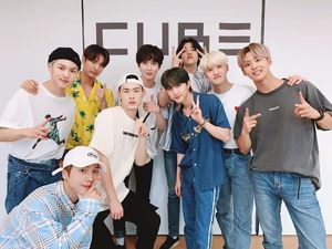 Dear UNIVERSE, PENTAGON Tidak Bubar!