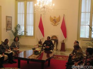 Jokowi Terima Pansel Capim KPK di Istana Negara