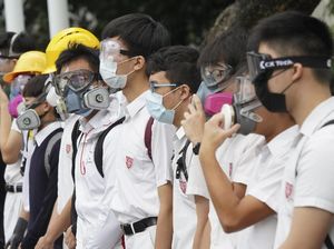 Ratusan Mahasiswa dan Pelajar di Hong Kong Bolos Demi Ikut Aksi Demo Ratusan Mahasiswa dan Pelajar di Hong Kong Bolos Demi Ikut Aksi Demo