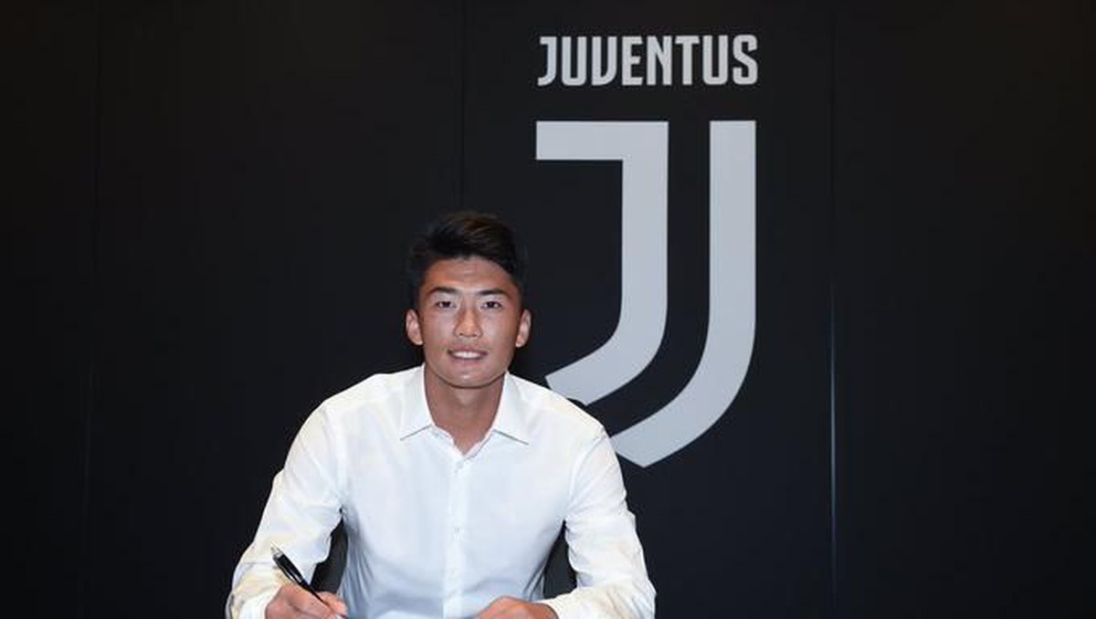 Han Kwang-song gabung Juventus. (Foto: Twitter @JuventusFCYouth)