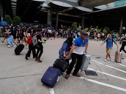 Video Kekacauan di Bandara Hong Kong karena Ulah Demonstran