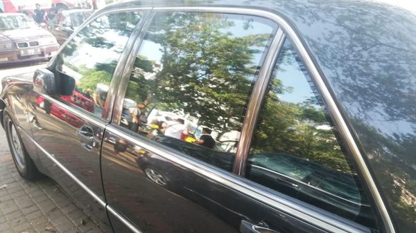 Ada Mobil Antipeluru Dijual Murah, Cuma Rp 135 Juta!