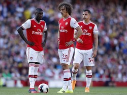 Pertahanan Arsenal Lucu di Babak Pertama, Seperti di Sunday League