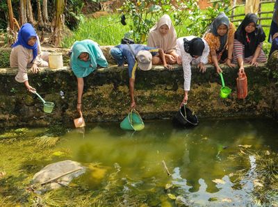 Perjuangan Warga Lebak Mendapatkan Air Kala Kemarau Panjang