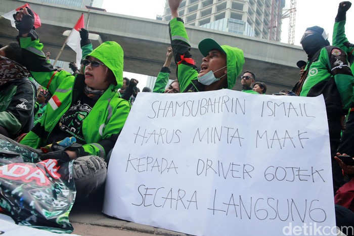 Suasana demo Gojek di Kedubes Malaysia. Foto: Ari Saputra