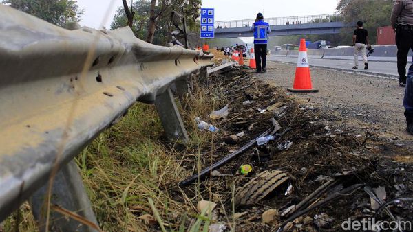Suasana Terkini Tol Cipularang Usai Olah TKP Kecelakaan Maut