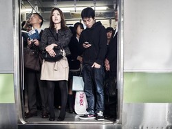 Perjuangan Jepang Melawan Pelecehan Seksual di Kereta