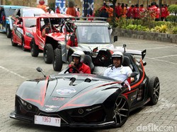 10 Kendaraan Listrik ITS Disambut Kemenristekdikti