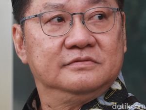 Kasus Suap Pajak Dealer Jaguar-Bentley, PK Pengusaha Darwin Ditolak Kasus Suap Pajak Dealer Jaguar-Bentley, PK Pengusaha Darwin Ditolak