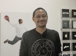 Proyek Unik Agan Harahap Galang Dana saat Pandemi Corona