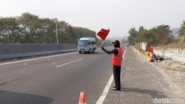 Sopir Truk Hilang Kendali di Tol Cipularang Dites Urin, Apa Hasilnya?