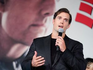 Henry Cavill Jawab Rumor Gabung Loki 2 Sebagai Hyperion Henry Cavill Jawab Rumor Gabung Loki 2 Sebagai Hyperion