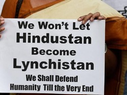 Perempuan Hamil di India Dikeroyok Warga karena Dicurigai Culik Anak