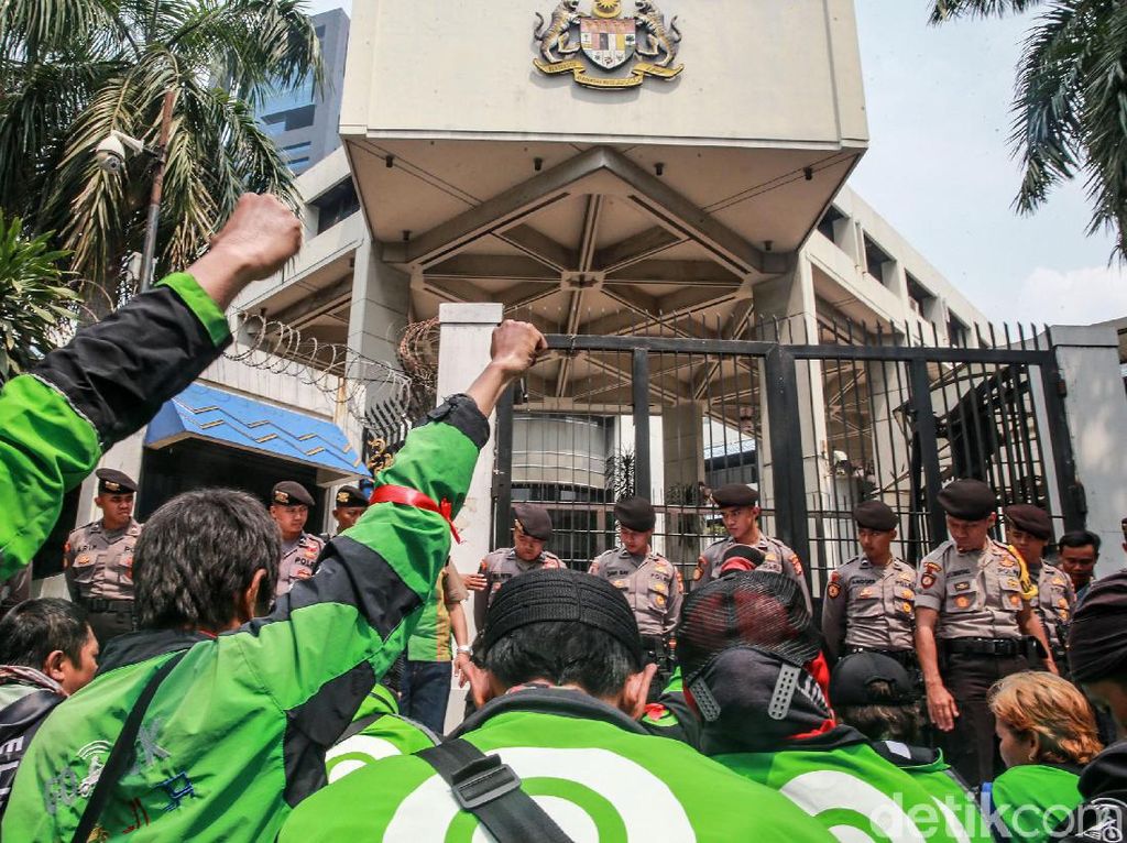 Media Lokal Nasihati Bos Taksi Malaysia yang Singgung Indonesia
