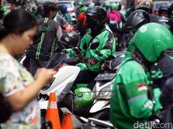 Driver Ojol & Kurir Jabodetabek Demo Besar-besaran Hari Ini!