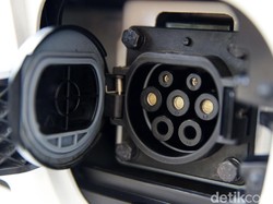 Gandeng Perguruan Tinggi, Menristekdikti Garap Mobil Listrik