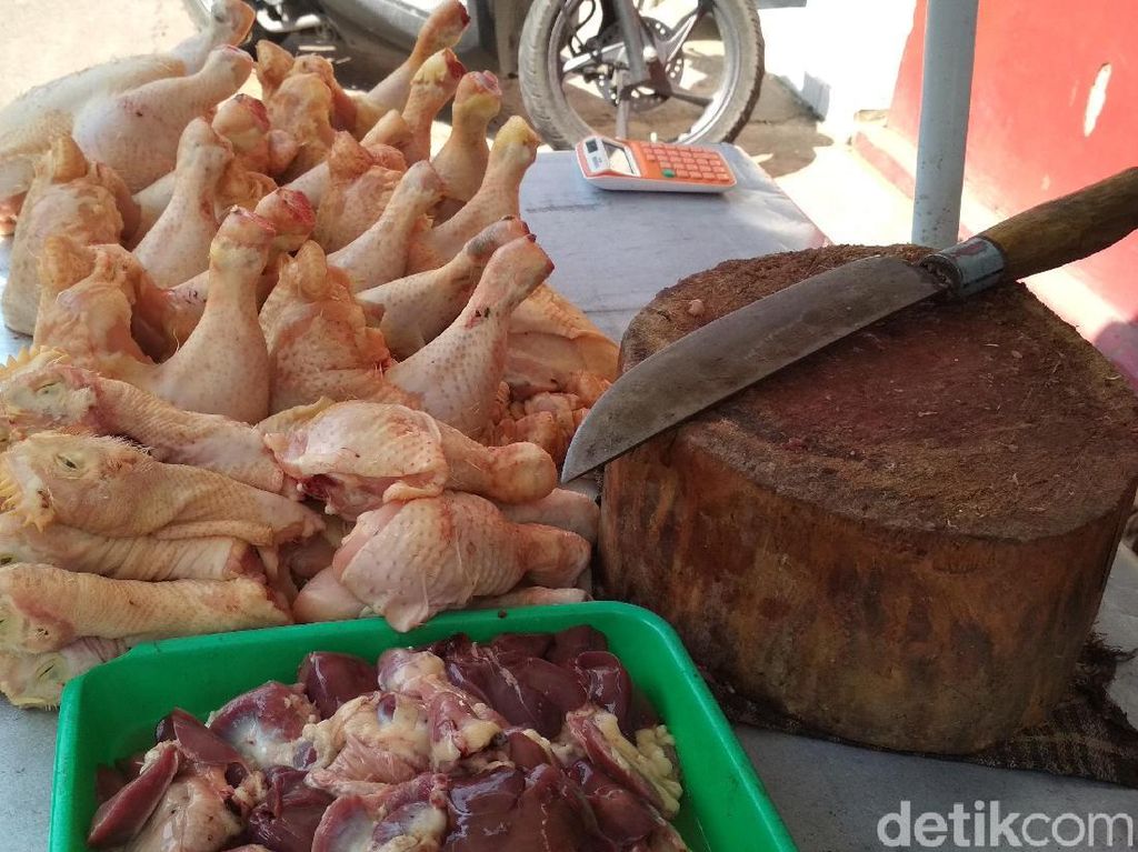 Harga Ayam Potong di Jatim Merangkak Naik Selama Ramadan