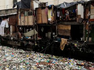 Kala Kemiskinan dan Sampah Plastik Ancam Kehidupan Manusia