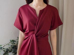 10 Baju Atasan Cantik dari Online Shop di Bawah Rp 100 Ribu untuk ke Kampus